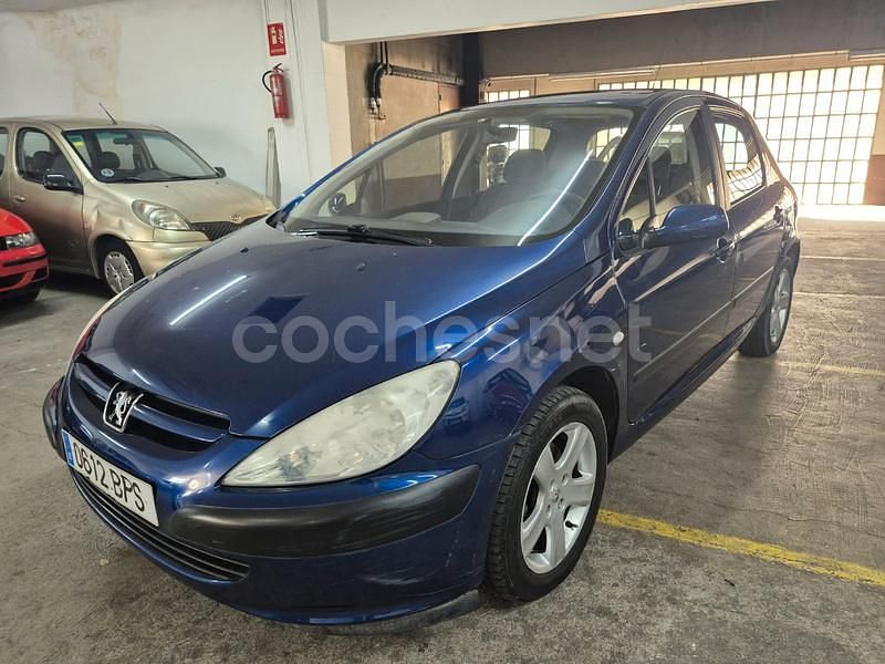 Usado Peugeot 307 75 CV (55 kW) 2001 Azul Berlina