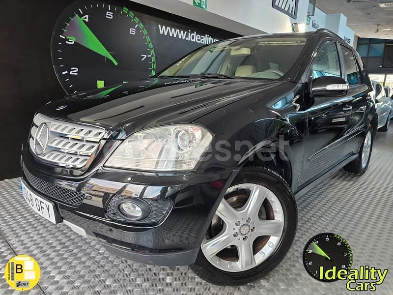 Negro Usado 2008 Mercedes ML320 SUV | 15.990 € (Caro) - Imagen 1/4