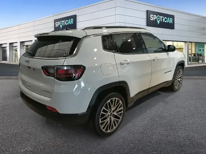 Usado Jeep Compass Limited 131 CV (96 kW) 2022 Blanco SUV