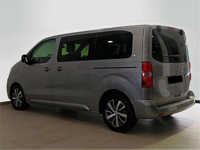 Usado Toyota Proace Advance 144 CV (105 kW) 2025 Monovolumen
