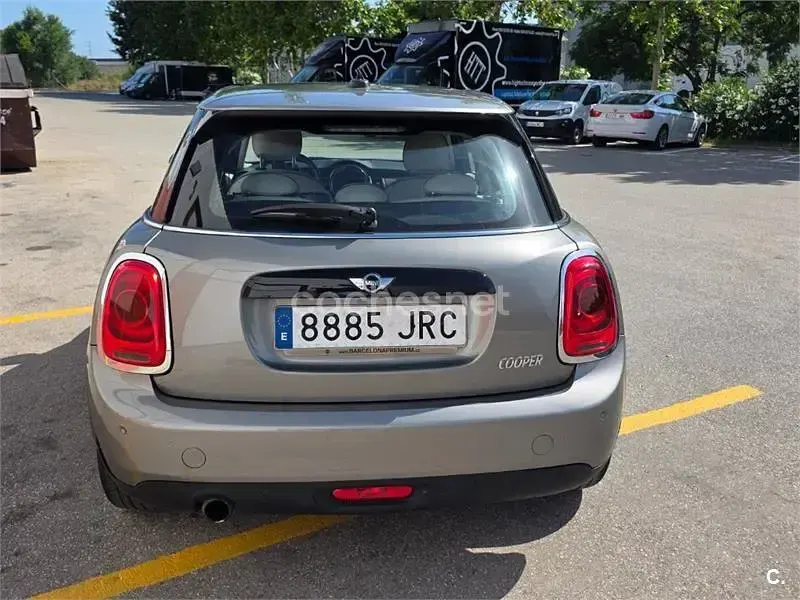 Usado Mini Cooper 136 CV (100 kW) 2016 Gris / plata Utilitario