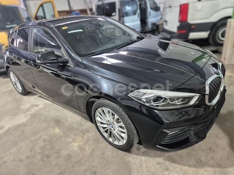 Usado BMW 118 140 CV (102 kW) 2020 Negro Utilitario