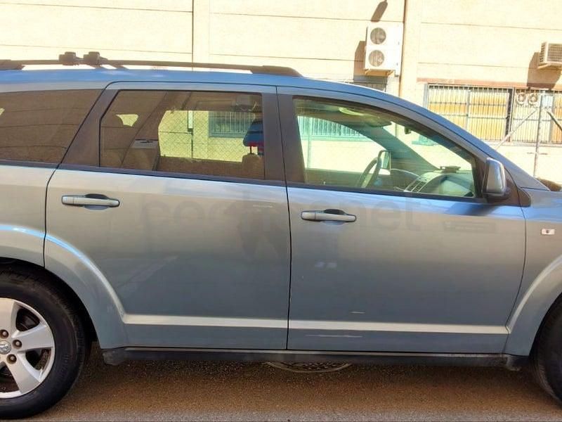 Usado Dodge Journey SE 140 CV (102 kW) 2010 Azul SUV