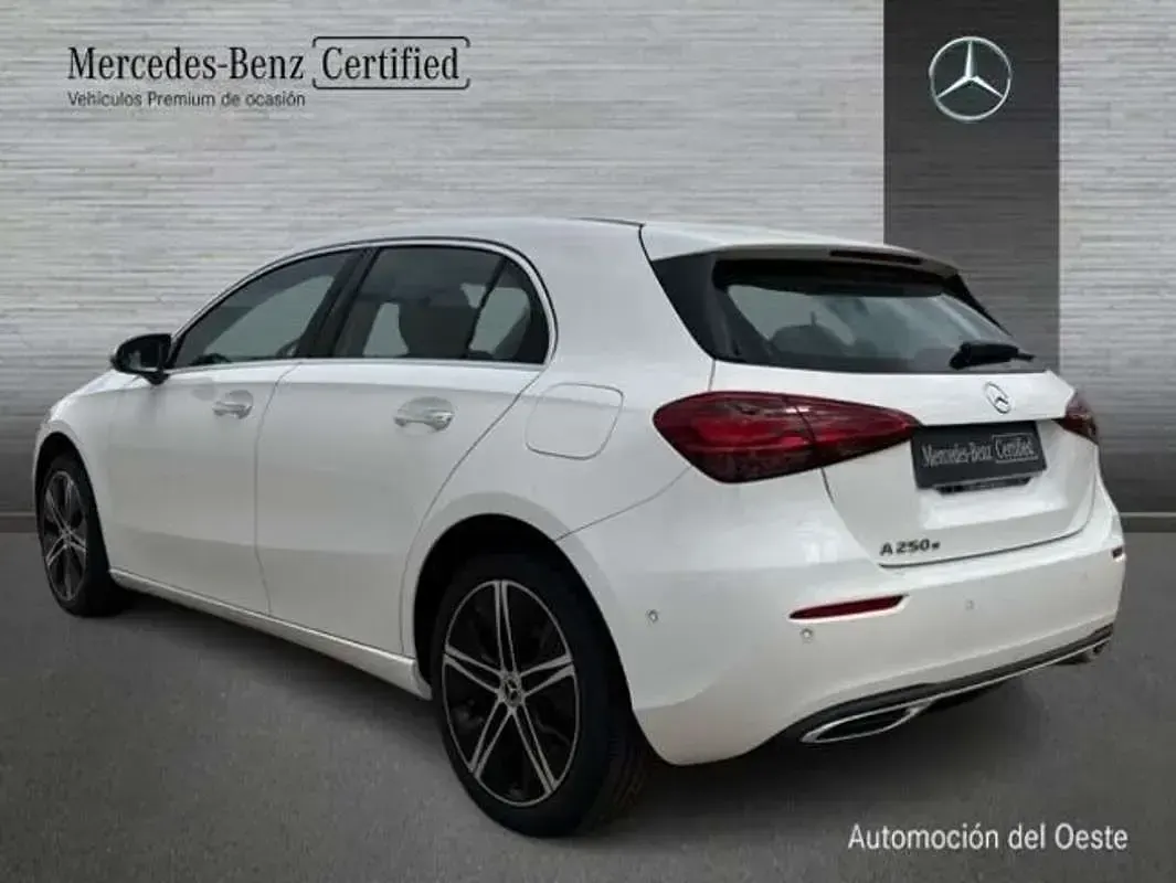 Nuevo Mercedes A250 218 CV (160 kW) 2026 Blanco Berlina