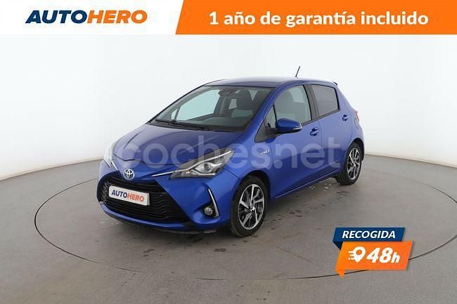 Usado Toyota Yaris Hybrid Active 101 CV (74 kW) 2020 Azul Berlina
