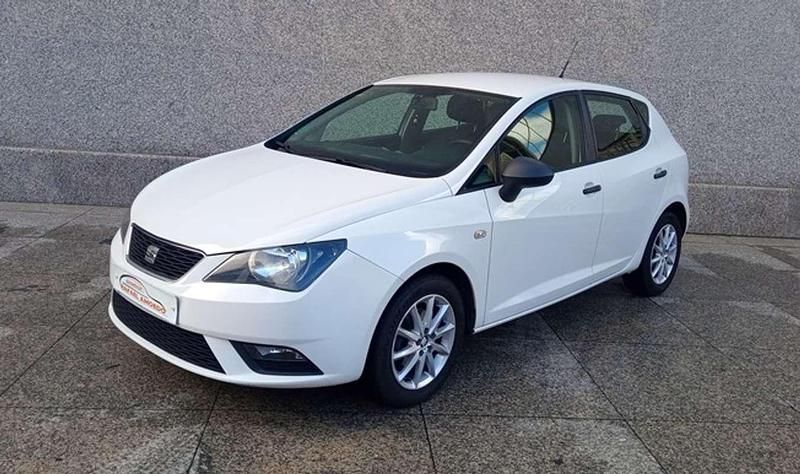 Blanco Usado 2014 Seat Ibiza Reference Utilitario | 7900 € (Precio justo) - Imagen 1/4