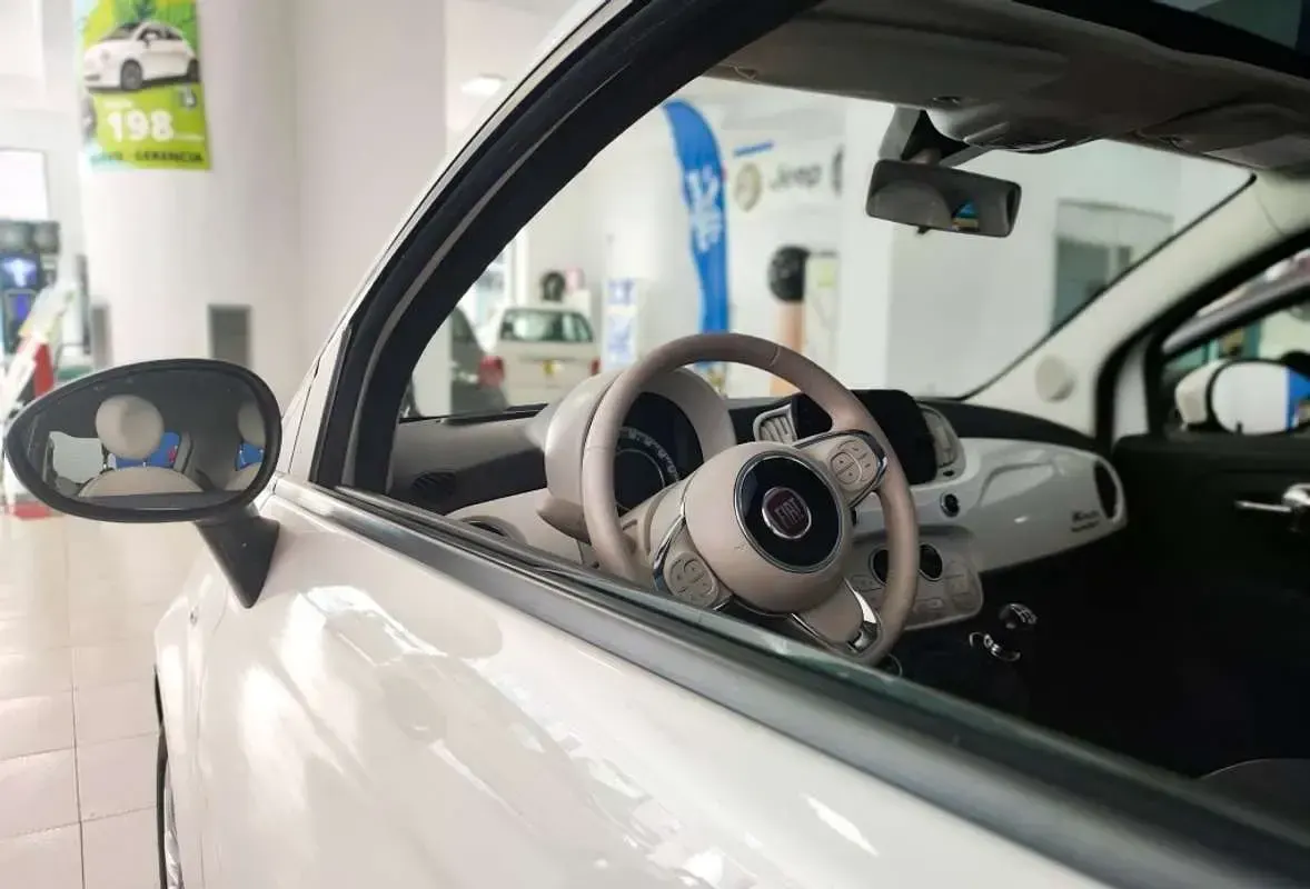 Occasion Fiat 500 Lounge 69 PK (50 kW) 2019 Blauw Hatchback