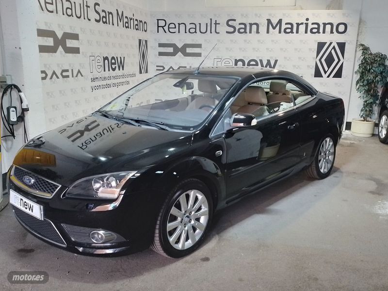 Negro Usado 2008 Ford Focus Cabriolet Titanium Descapotable | 5500 € (Precio justo) - Imagen 1/4