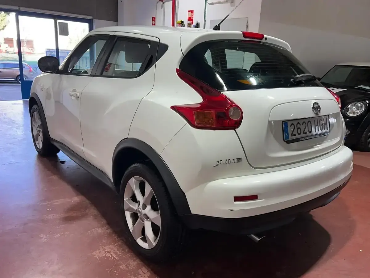 Usado Nissan Juke Premium Edition 110 CV (80 kW) 2011 Blanco SUV