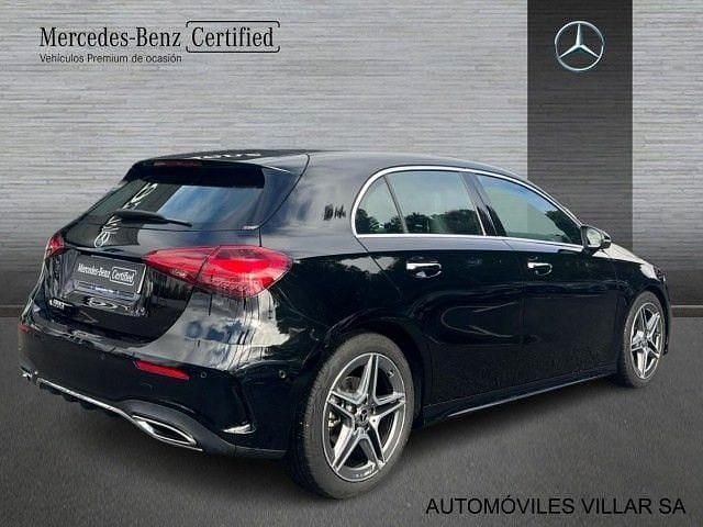 Usado Mercedes A200 AMG line 150 CV (110 kW) 2025 Negro Berlina