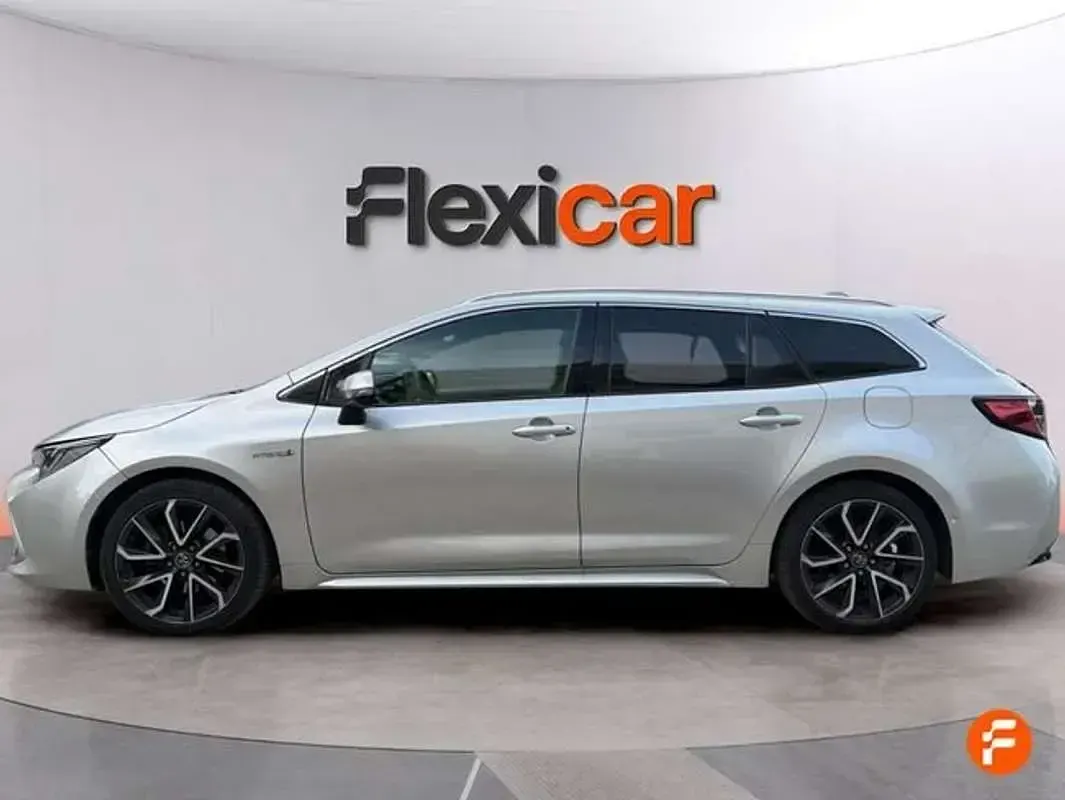 Usado Toyota Corolla Sport 180 CV (132 kW) 2019 Gris Familiar