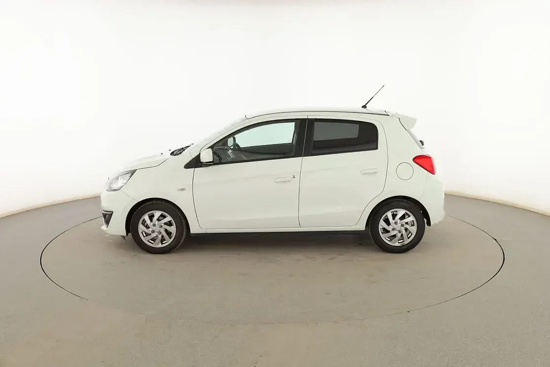 Usado Mitsubishi Space Star Motion 80 CV (58 kW) 2019 Blanco Utilitario