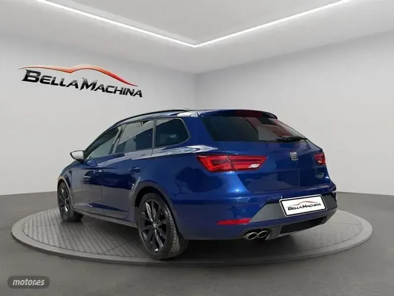 Usado Seat Leon ST FR 150 CV (110 kW) 2020 Azul Familiar