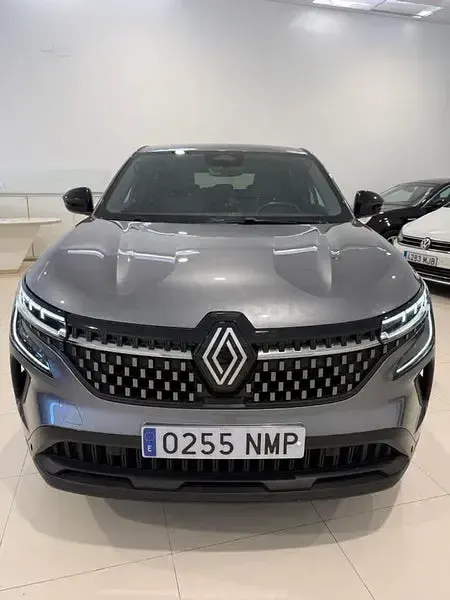 Usado Renault Austral Techno 200 CV (147 kW) 2023 Gris / plata SUV