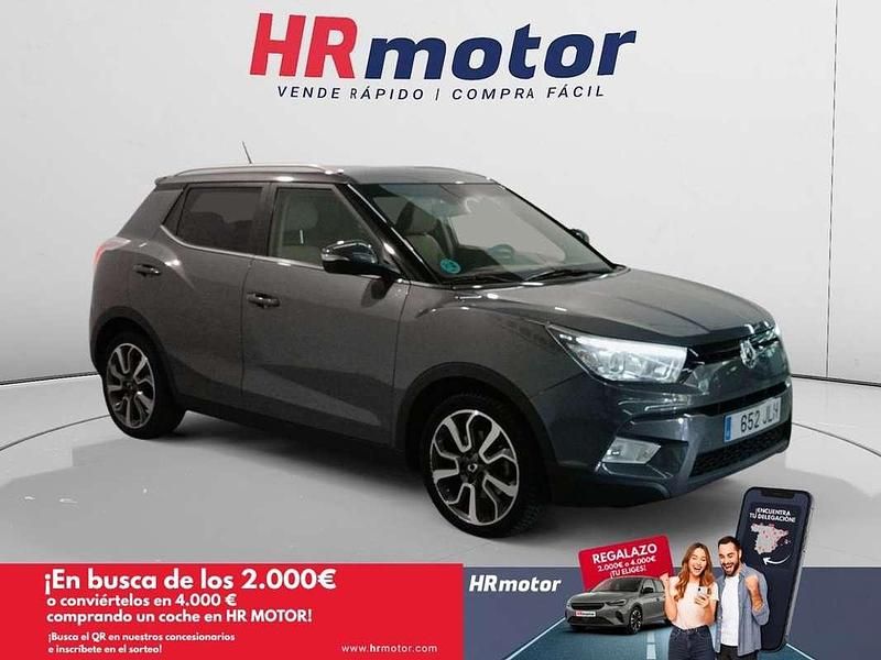 Blanco Usado 2016 Ssangyong (KGM) Tivoli Limited SUV | 11.490 € (Precio justo) - Imagen 1/4