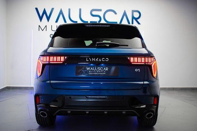 Usado Lynk & Co 01 261 CV (191 kW) 2023 Azul SUV