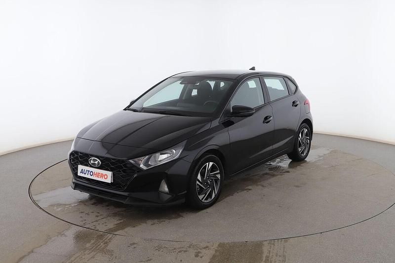 Negro Usado 2023 Hyundai i20 Utilitario | 16.099 € (Un poco caro) - Imagen 1/3