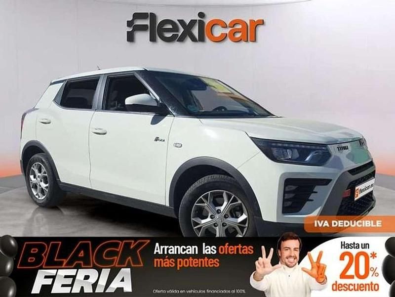 Blanco Usado 2024 Ssangyong (KGM) Tivoli SUV | 17.490 € (Precio justo) - Imagen 1/4