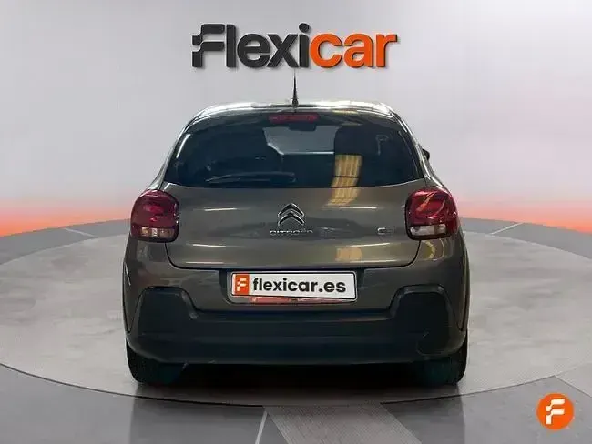 Usado Citroën C3 PureTech 83 CV (61 kW) 2022 Gris Utilitario