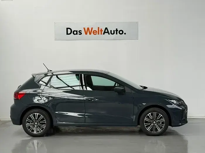 Nuevo Seat Ibiza Style 115 CV (84 kW) 2026 Azul Utilitario