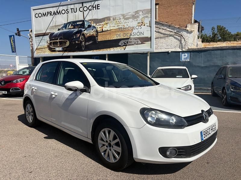 Blanco Usado 2011 VW Golf Edition Berlina | 6990 € (Buen precio) - Imagen 1/4