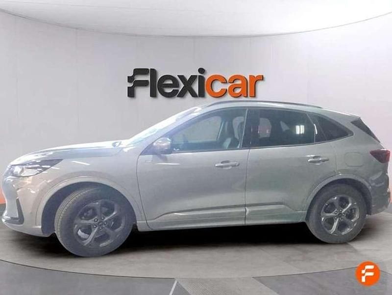 Usado Ford Kuga ST-Line 150 CV (110 kW) 2025 Gris SUV