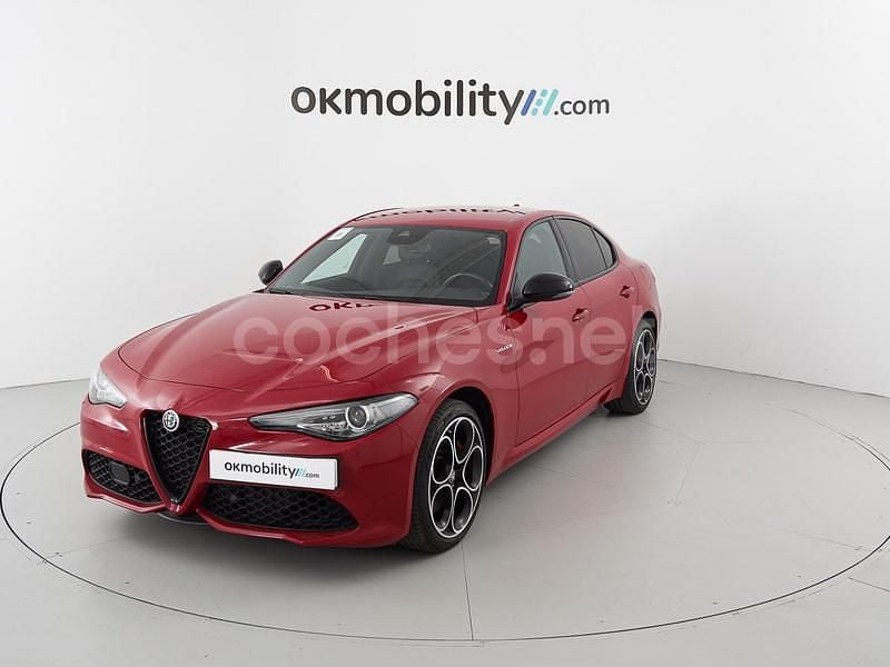 Rojo Usado 2022 Alfa Romeo Giulia Veloce Berlina | 42.900 € (Precio justo) - Imagen 1/4