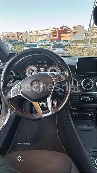 Usado Mercedes A180 AMG line 109 CV (80 kW) 2015 Blanco Berlina
