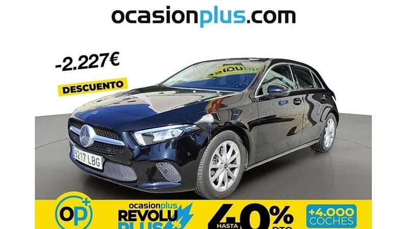 Usado Mercedes A220 190 CV (139 kW) 2018 Negro Utilitario