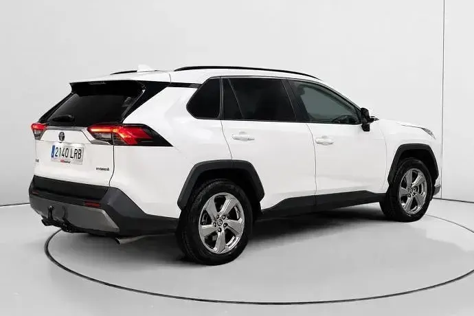 Usado Toyota RAV4 Hybrid Advance 218 CV (160 kW) 2021 SUV