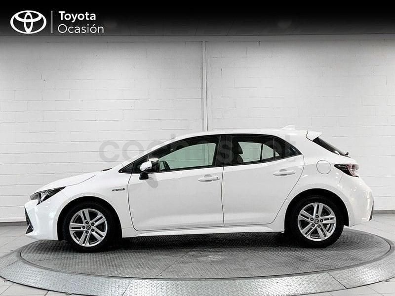 Usado Toyota Corolla Active 122 CV (89 kW) 2021 Blanco Berlina