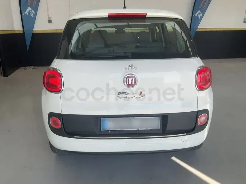 Usado Fiat 500L Living 85 CV (62 kW) 2014 Blanco Monovolumen
