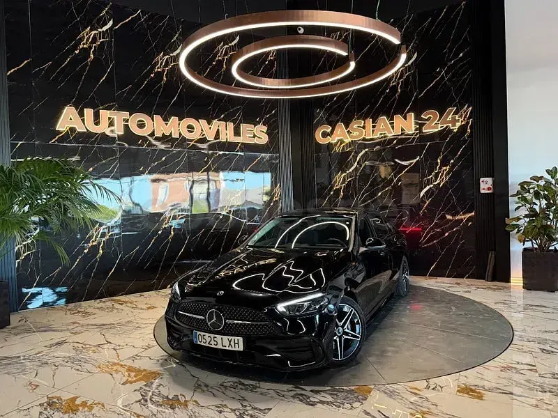 Usado Mercedes C220 200 CV (147 kW) 2022 Negro Berlina