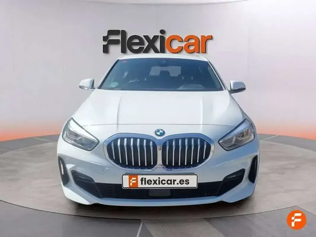 Usado BMW 118 150 CV (110 kW) 2021 Blanco Utilitario