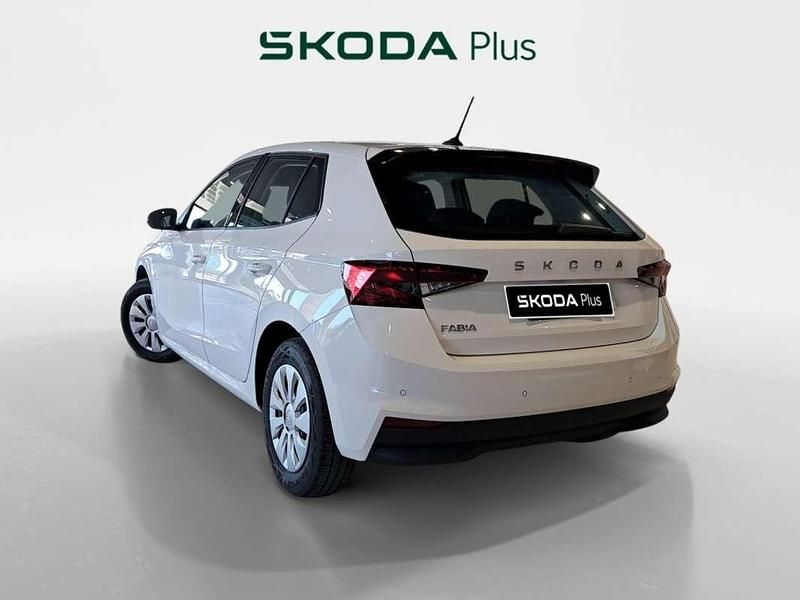 Usado Skoda Fabia 59 CV (43 kW) 2024 Blanco Utilitario