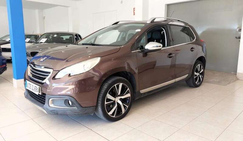 Marrón Usado 2013 Peugeot 2008 Active SUV | 7499 € (Precio justo) - Imagen 1/4