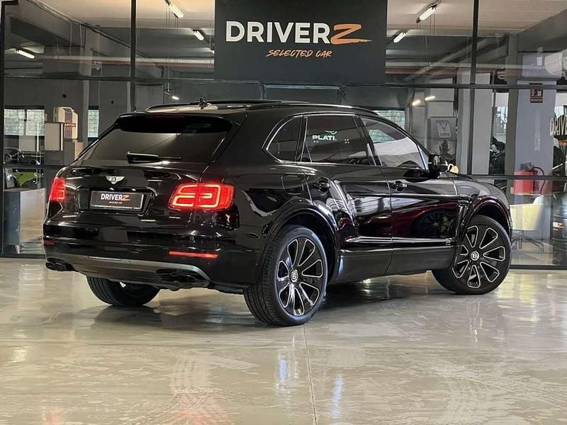 Usado Bentley Bentayga 549 CV (403 kW) 2019 Negro SUV