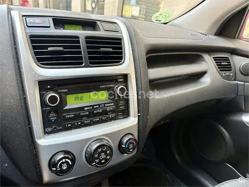 Usado Kia Sportage 142 CV (104 kW) 2009 Rojo SUV