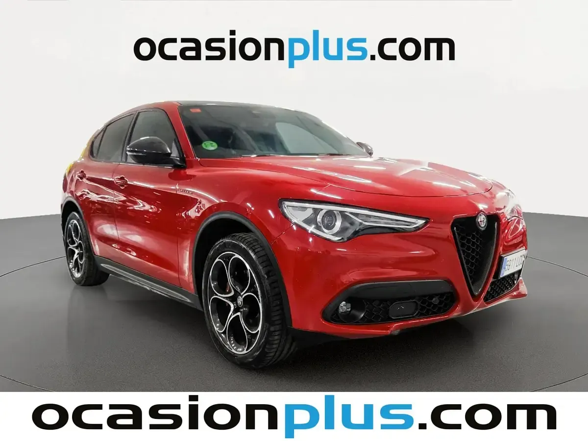 Usado Alfa Romeo Stelvio Executive 210 CV (154 kW) 2019 Rojo SUV