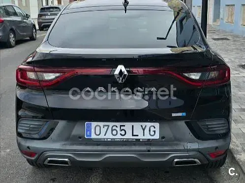 Usado Renault Arkana RS Line 145 CV (106 kW) 2022 Negro SUV