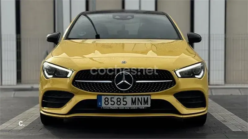 Usado Mercedes CLA250 224 CV (164 kW) 2020 Amarillo Coupe