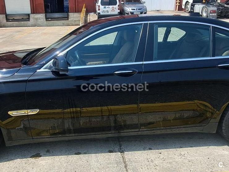 Usado BMW 740 306 CV (225 kW) 2011 Negro Berlina