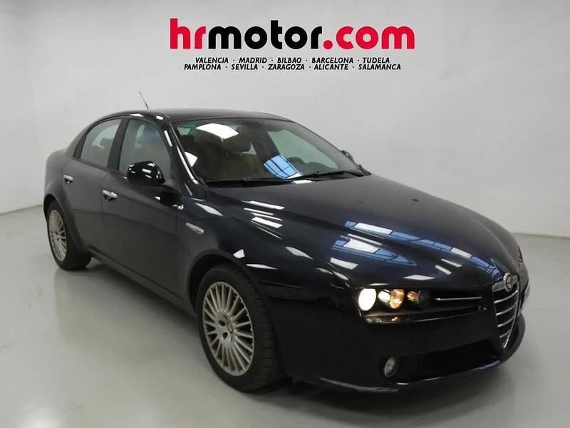 Usado 2006 Alfa Romeo 159 Distinctive Berlina | 3890 € (Precio justo) - Imagen 1/4