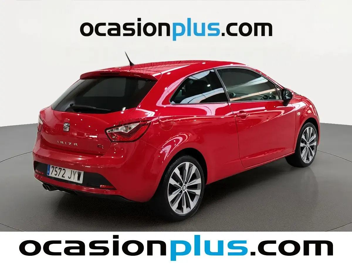 Usado Seat Ibiza Crono 110 CV (80 kW) 2017 Rojo Utilitario