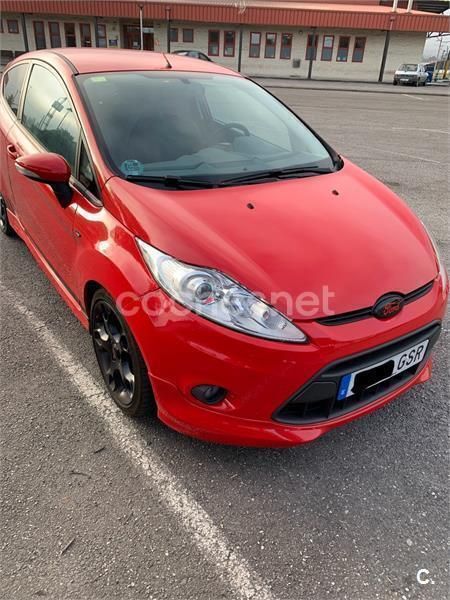 Rojo Usado 2009 Ford Fiesta Sport Utilitario | 6500 € (Precio justo) - Imagen 1/4
