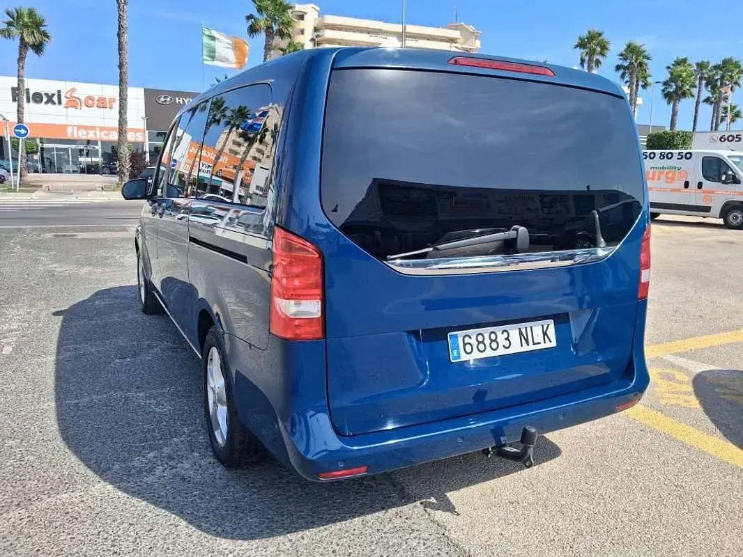 Usado Mercedes V250 Exclusive 190 CV (139 kW) 2016 Azul Monovolumen