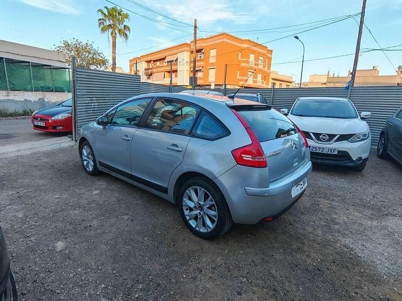 Usado Citroën C4 90 CV (66 kW) 2010 Gris Utilitario