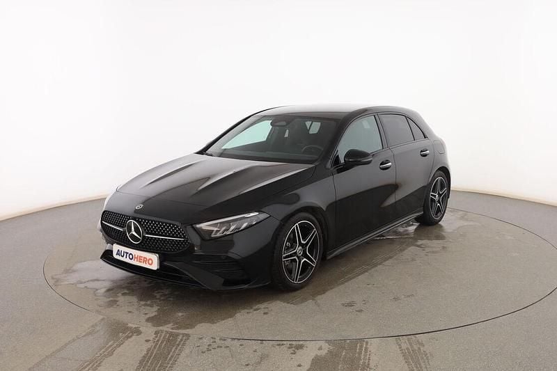Usado Mercedes A180 AMG line 116 HP (85 kW) 2024 Sedan