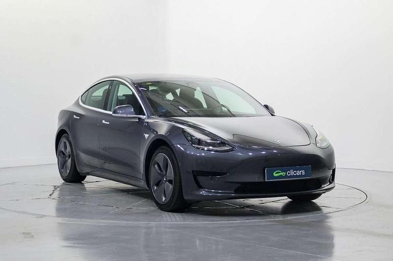 Usado Tesla Model 3 Standard Range 239 kW (325 CV) 2020 Plateado Berlina