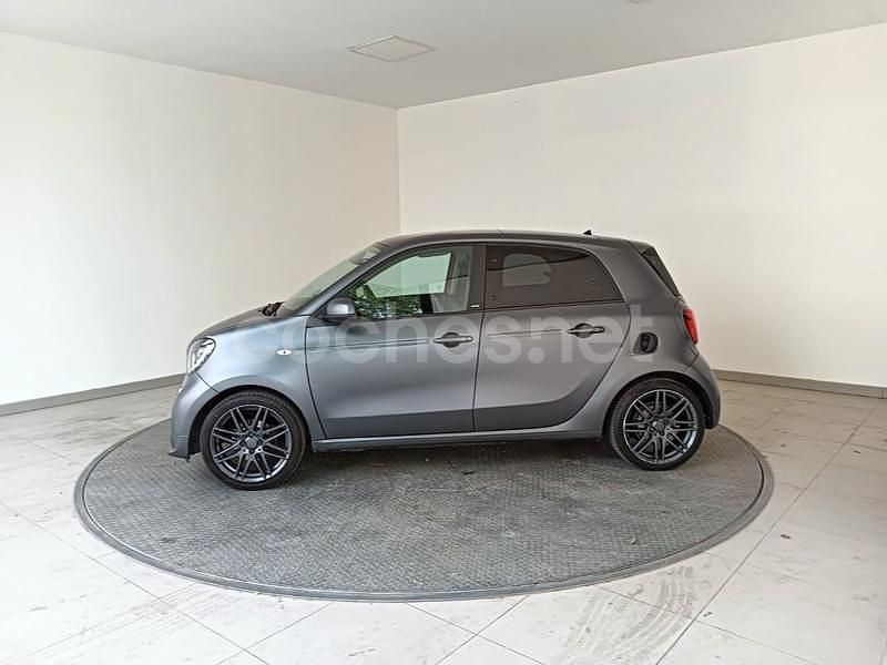 Usado Smart ForFour Passion 90 CV (66 kW) 2017 Gris / plata Utilitario